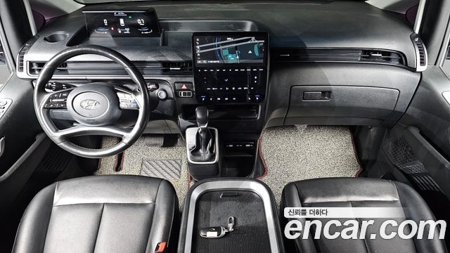 Hyundai Staria 2023 — photo 7