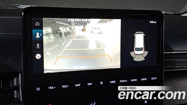 Hyundai Staria 2023 — photo 17