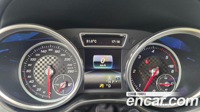 Mercedes-Benz GLE-Class 2017 — photo 9