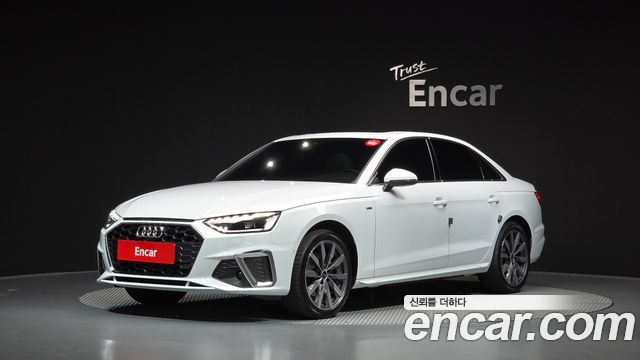 Audi A4 2023 — photo 1