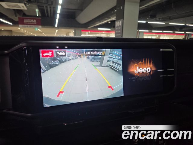 Jeep Wrangler 2025 — photo 13