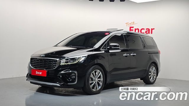 Kia Canival 2019 — photo 1