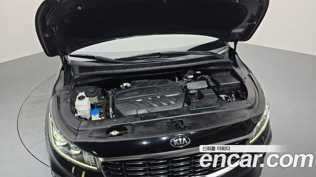 Kia Canival 2019 — photo 6