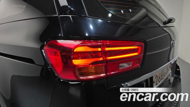 Kia Canival 2019 — photo 9