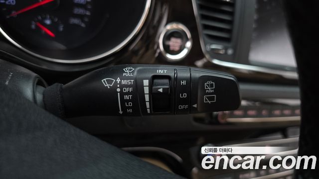 Kia Canival 2019 — photo 27