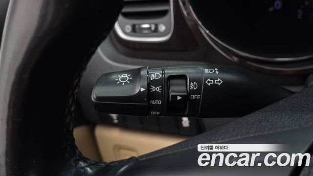 Kia Canival 2019 — photo 28