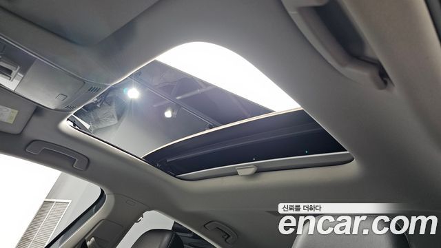 Volkswagen Jetta 2021 — photo 24