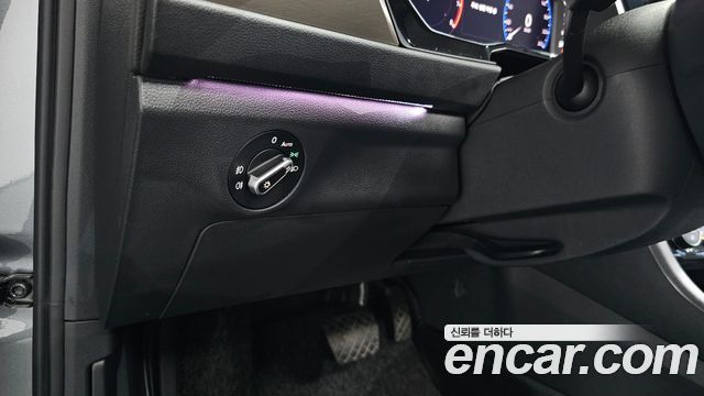 Volkswagen Jetta 2021 — photo 28