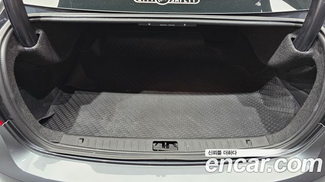 Volvo S60 2016 — photo 20