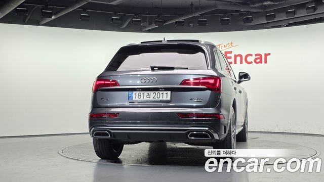 Audi Q5 2022 — photo 4