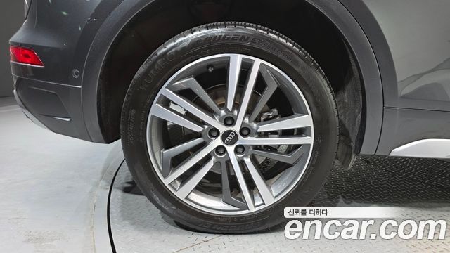 Audi Q5 2022 — photo 5