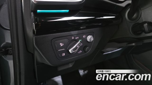 Audi Q5 2022 — photo 27