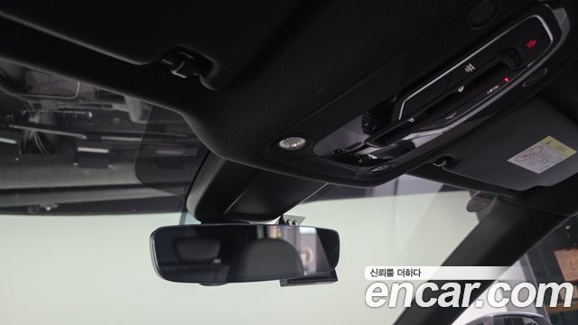 Audi Q5 2022 — photo 35