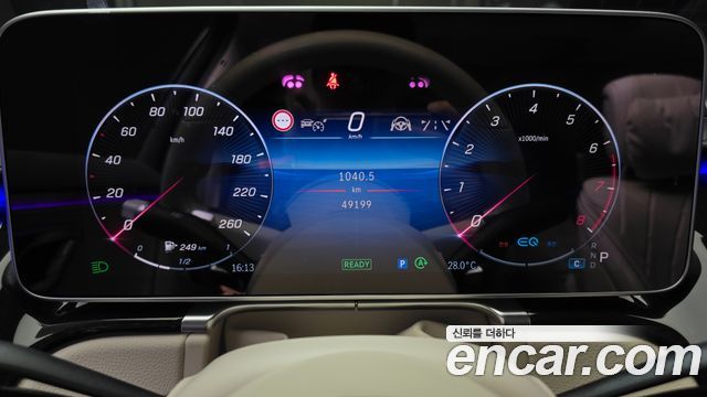 Mercedes-Benz S-Class 2021 — photo 11