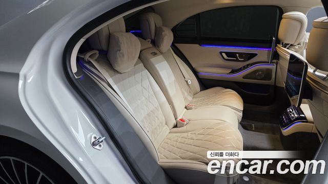 Mercedes-Benz S-Class 2021 — photo 17