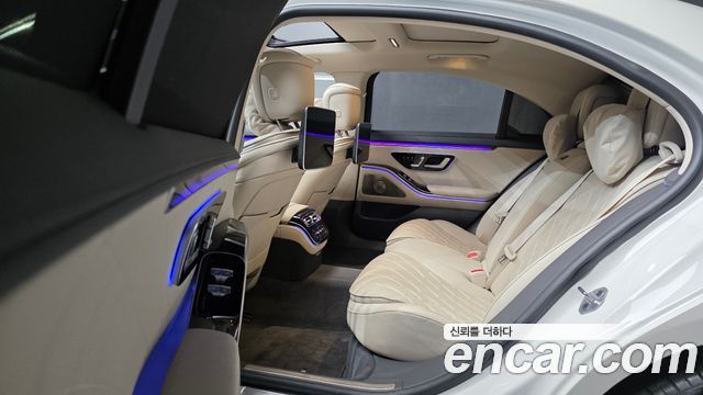 Mercedes-Benz S-Class 2021 — photo 18