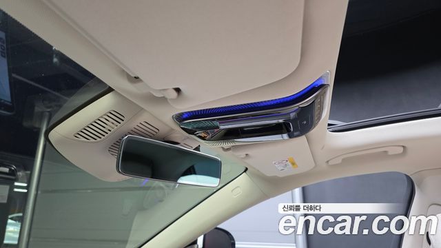 Mercedes-Benz S-Class 2021 — photo 26