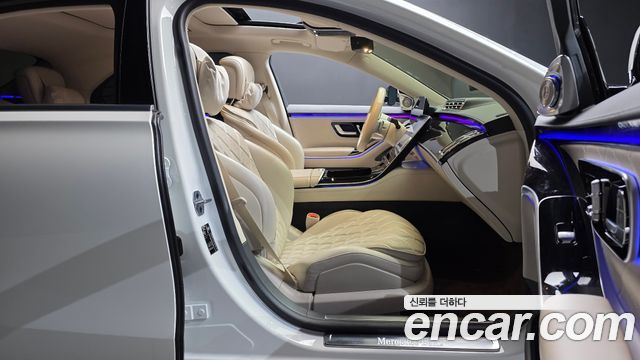 Mercedes-Benz S-Class 2021 — photo 16