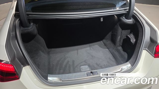 Mercedes-Benz S-Class 2021 — photo 30