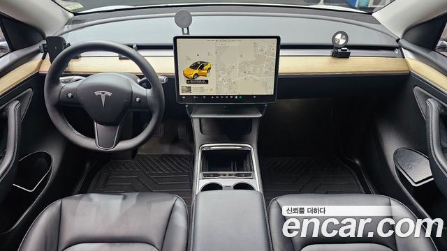 Tesla Model Y 2024 — photo 10