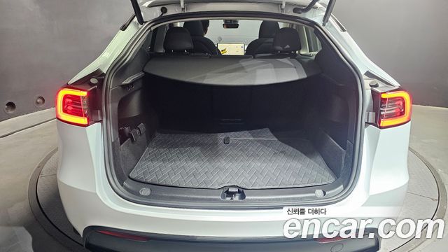 Tesla Model Y 2024 — photo 30