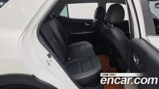 Kia Stonic 2019 — photo 17