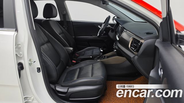 Kia Stonic 2019 — photo 18