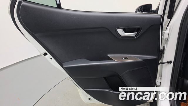 Kia Stonic 2019 — photo 15