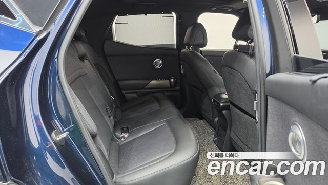 Genesis GV60 2022 — photo 17