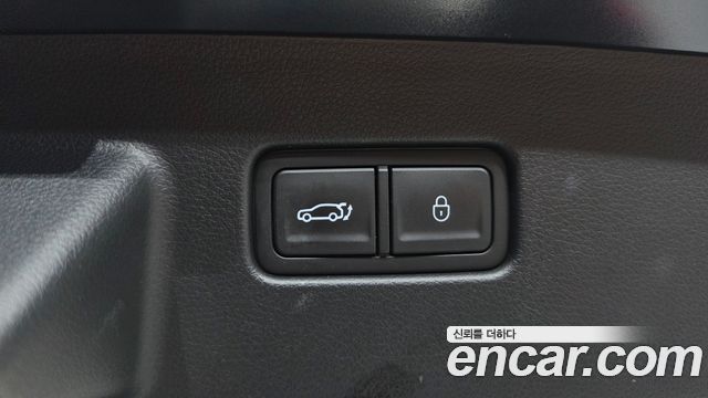 Genesis GV60 2022 — photo 24
