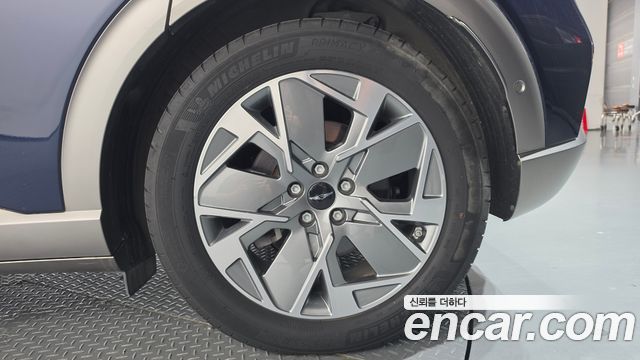 Genesis GV60 2022 — photo 7