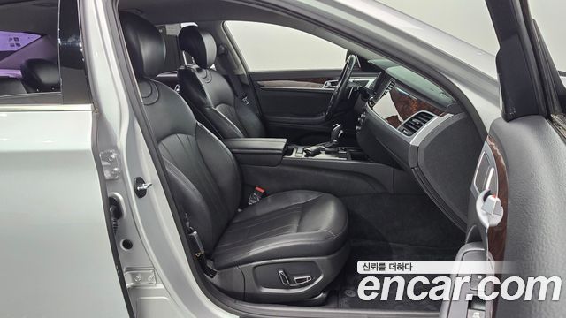 Hyundai Genesis 2015 — photo 11