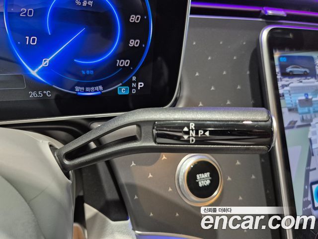 Mercedes-Benz EQE 2026 — photo 9
