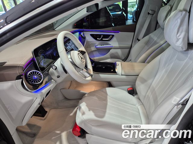 Mercedes-Benz EQE 2026 — photo 10