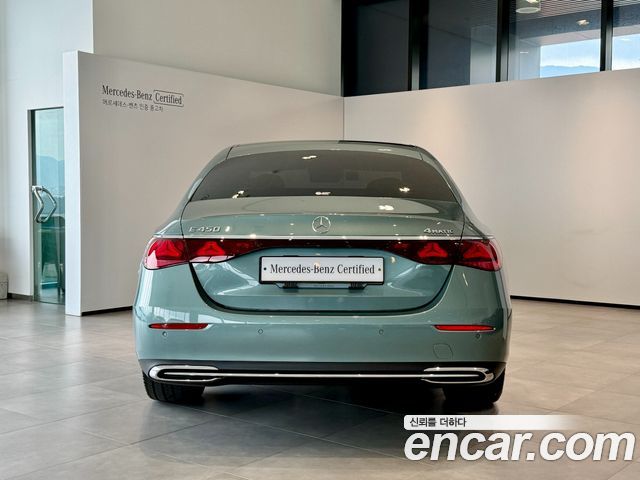 Mercedes-Benz E-Class 2026 — photo 7