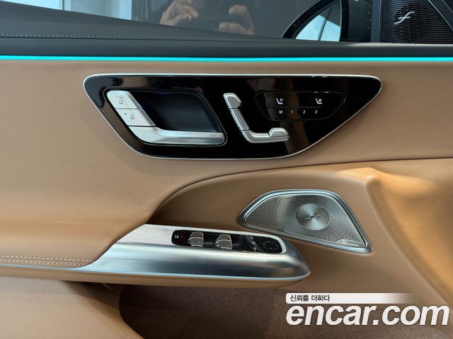 Mercedes-Benz E-Class 2026 — photo 18