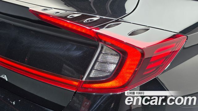 Hyundai Sonata 2023 — photo 9