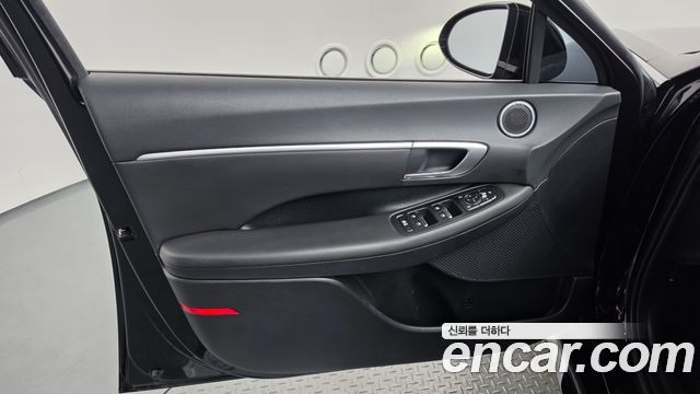 Hyundai Sonata 2023 — photo 14