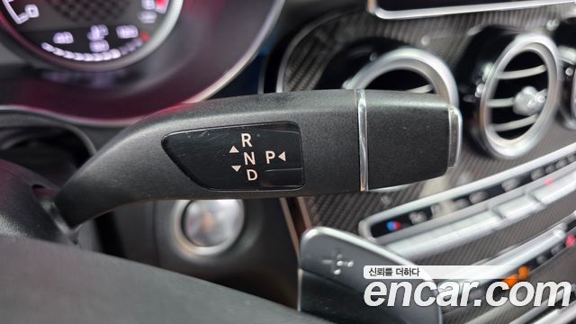 Mercedes-Benz GLC-Class 2018 — photo 12