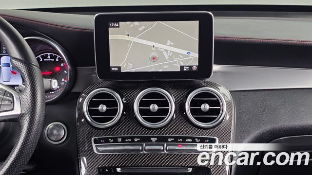 Mercedes-Benz GLC-Class 2018 — photo 20