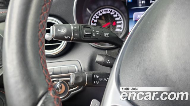 Mercedes-Benz GLC-Class 2018 — photo 35