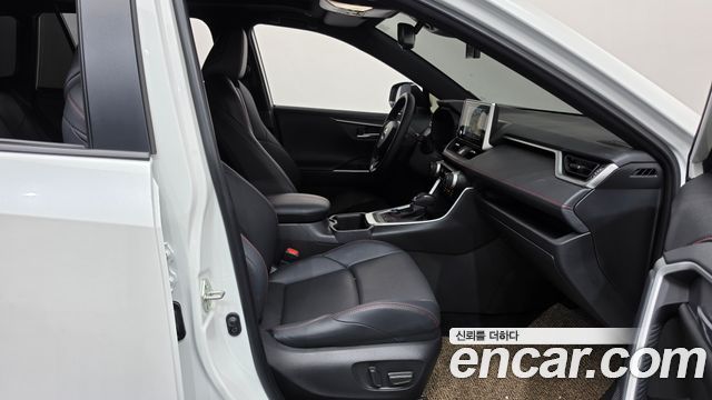 Toyota RAV4 2025 — photo 11