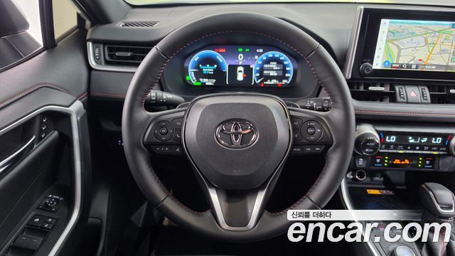 Toyota RAV4 2025 — photo 13