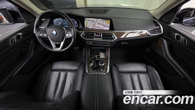 BMW X5 2021 — photo 10