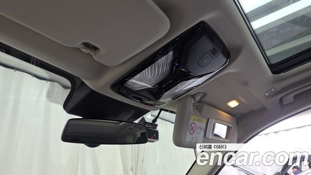 BMW X5 2021 — photo 25