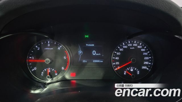Kia K5 2016 — photo 9