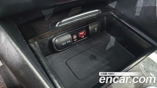 Kia K5 2016 — photo 17