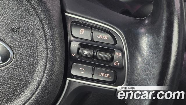 Kia K5 2016 — photo 18