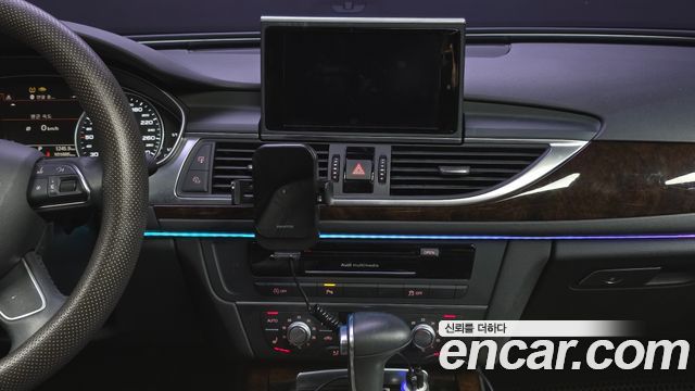 Audi A6 2014 — photo 14