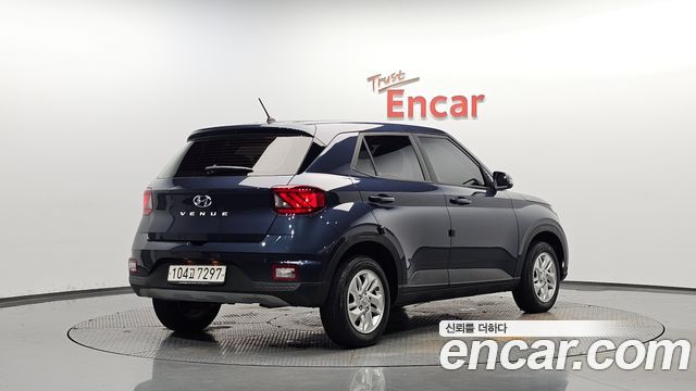Hyundai Venue 2021 — photo 2